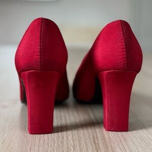 Christian Dior Red Pump